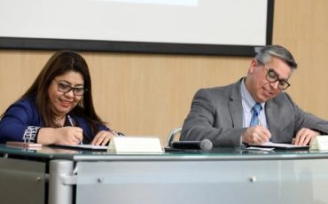 firma-convenio-prepa-7-human-parterSAS-de-Colombia-Coloquio-Mediacion